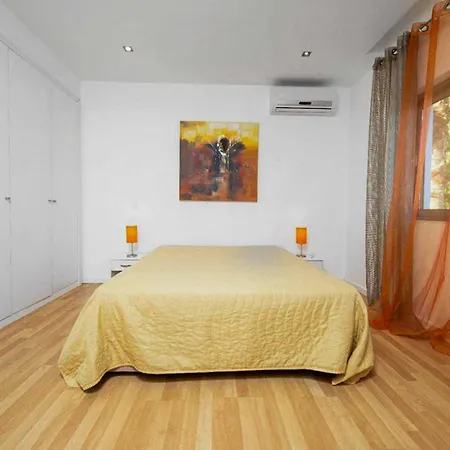 Dala Villa *
